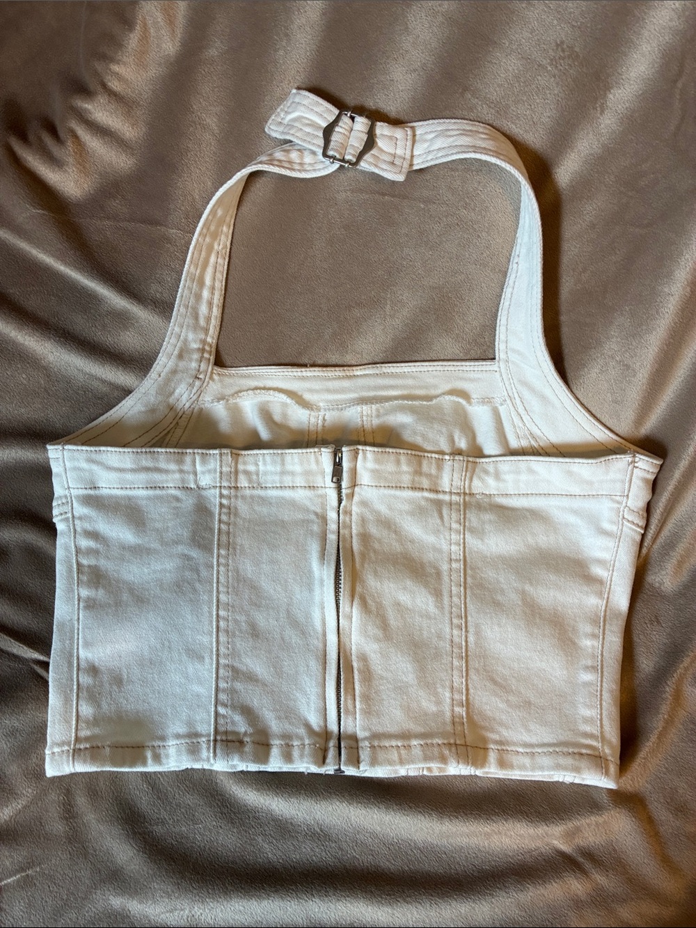 Sincerely Jules White Halter Crop Top - Picture 3 of 13